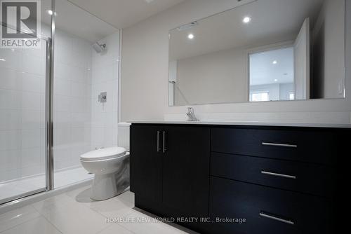 17 - 135 Long Branch Avenue, Toronto, ON - Indoor Photo Showing Bathroom