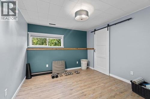 2131 21 Street Ne, Salmon Arm, BC - Indoor