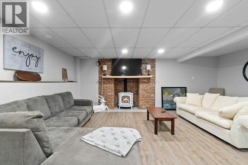 2131 21 Street Ne, Salmon Arm, BC - Indoor With Fireplace