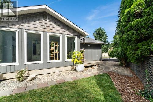 2131 21 Street Ne, Salmon Arm, BC - Outdoor