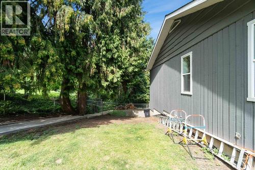2131 21 Street Ne, Salmon Arm, BC - Outdoor
