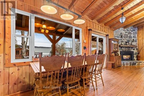 111 Wilson Drive, Georgian Bluffs, ON - Indoor Photo Showing Dining Room