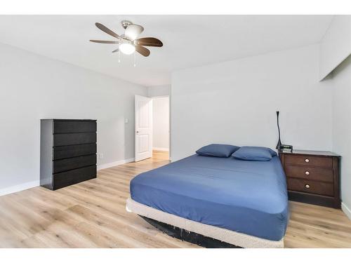 10087 Mountainview Road, Mission, BC - Indoor Photo Showing Bedroom