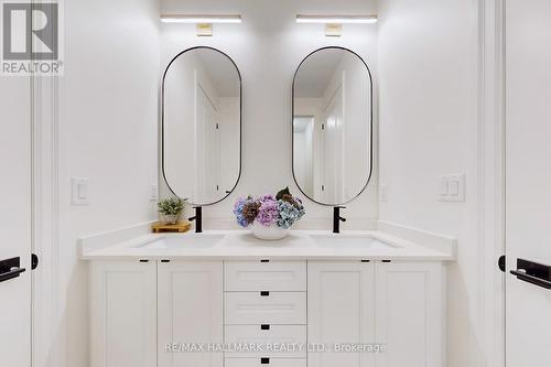 42 Meadow Vista Crescent, East Gwillimbury, ON - Indoor Photo Showing Bathroom