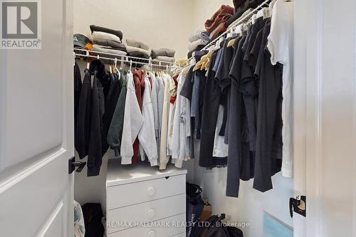 42 Meadow Vista Crescent, East Gwillimbury, ON - Indoor With Storage