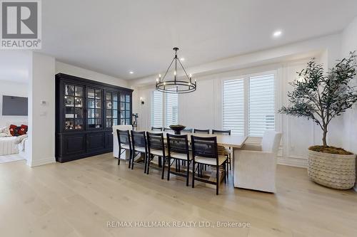 42 Meadow Vista Crescent, East Gwillimbury, ON - Indoor Photo Showing Dining Room