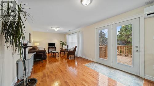 934 Basinview Drive, Bedford, NS - Indoor