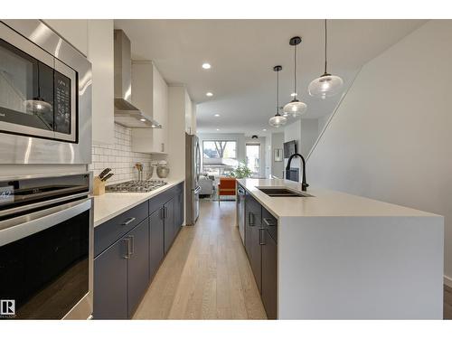 10411 144 St Nw, Edmonton, AB - Indoor Photo Showing Kitchen With Double Sink With Upgraded Kitchen