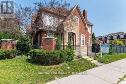 4991 MIDDLESEX GATE  Mississauga, ON L5M 7P2