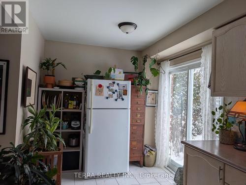 25 Wice Road, Barrie, ON - Indoor