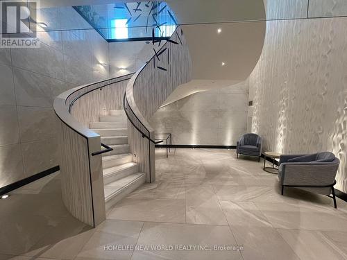 Ph20 - 1 Edgewater Drive, Toronto, ON - Indoor Photo Showing Other Room