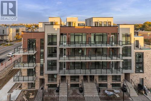 41 - 871 Sheppard Avenue W, Toronto, ON - Outdoor With Balcony