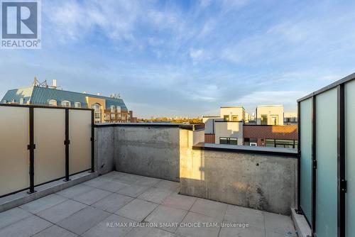 41 - 871 Sheppard Avenue W, Toronto, ON - Outdoor With Balcony