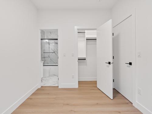 102 16689 16 Avenue, Surrey, BC - Indoor Photo Showing Other Room