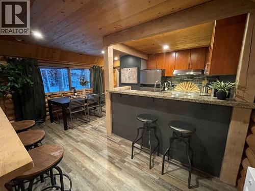 1166 Apex Mountain Road, Penticton, BC - Indoor Photo Showing Kitchen
