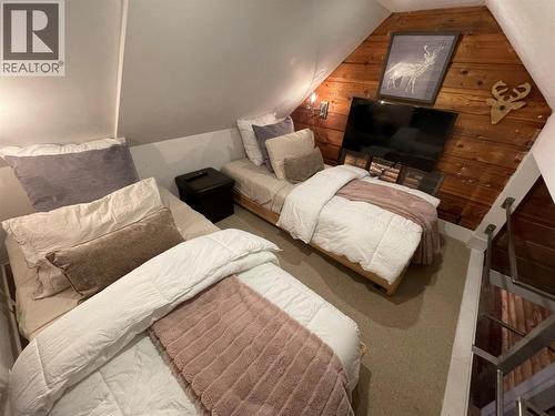 1166 Apex Mountain Road, Penticton, BC - Indoor