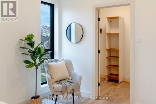 201 - 4390 Hillview Drive, Lincoln, ON - Indoor Photo Showing Other Room