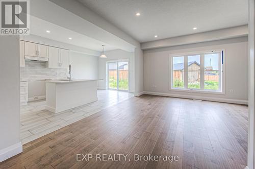 Example of other finished standard unit. - 235 Applewood Street, Blandford-Blenheim, ON - Indoor