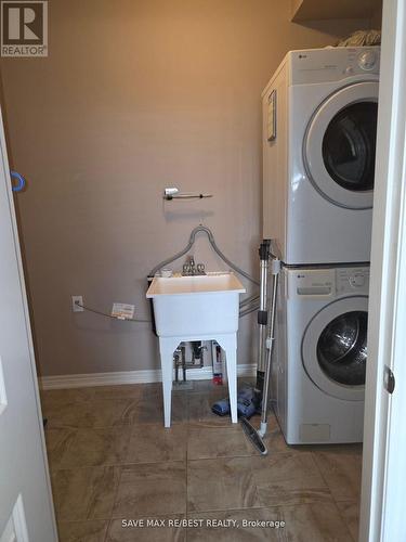 7 Glory Hill Road, St. Catharines, ON - Indoor Photo Showing Laundry Room