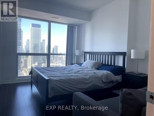 2902 - 386 Yonge Street, Toronto, ON 