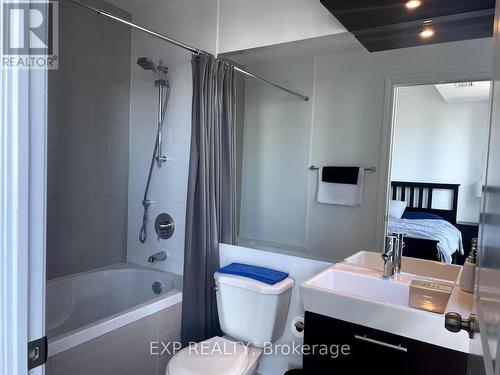 2902 - 386 Yonge Street, Toronto, ON 