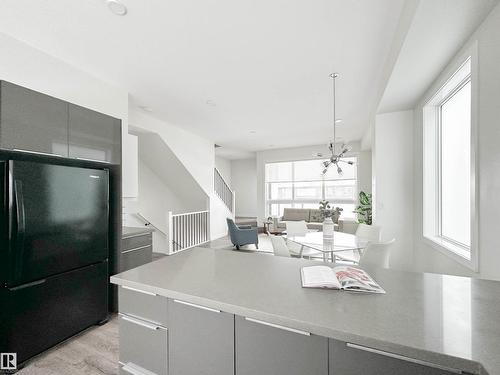 #5 130 Element Dr, St. Albert, AB - Indoor