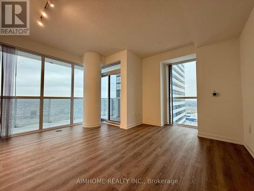 2909 - 8 Interchange Way, Vaughan, ON - Indoor Photo Showing Other Room