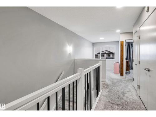 98 Kingsbury Ci, Spruce Grove, AB - Indoor Photo Showing Other Room