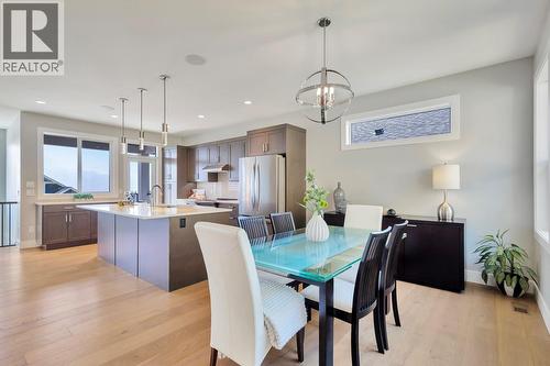 2594 Crown Crest Drive, West Kelowna, BC - Indoor