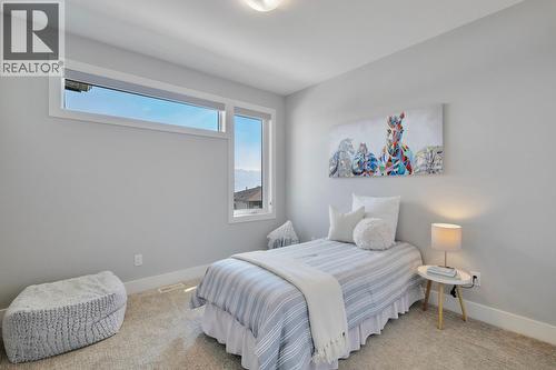 Third bedroom - 2594 Crown Crest Drive, West Kelowna, BC - Indoor Photo Showing Bedroom