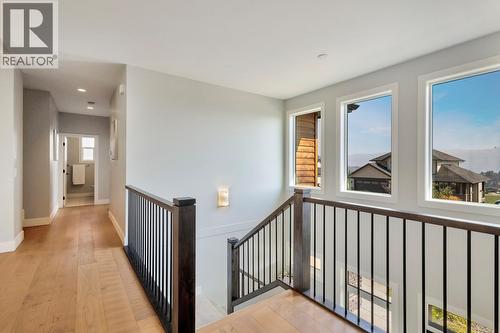 2594 Crown Crest Drive, West Kelowna, BC - Indoor Photo Showing Other Room
