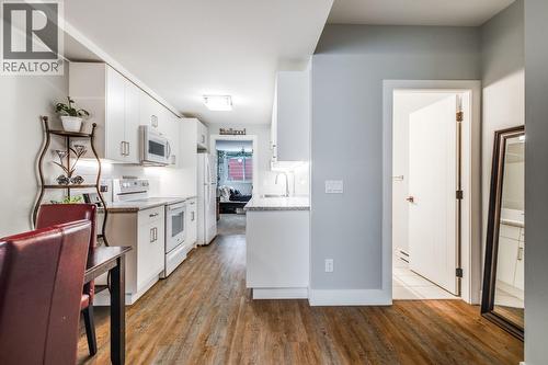 Suite - 2594 Crown Crest Drive, West Kelowna, BC - Indoor Photo Showing Kitchen