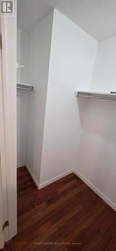 455 Valade Crescent, Ottawa, ON - Indoor With Storage