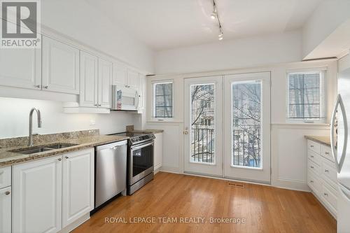 207 First Avenue, Ottawa, ON - Indoor Photo Showing Kitchen With Double Sink
