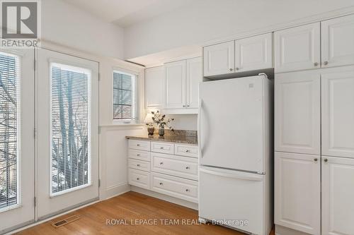 207 First Avenue, Ottawa, ON - Indoor Photo Showing Other Room