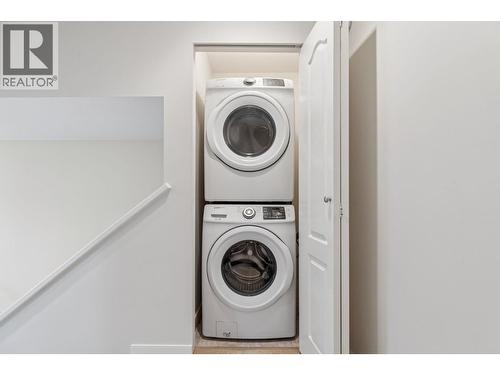 2 312 Casey Street, Coquitlam, BC - Indoor Photo Showing Laundry Room