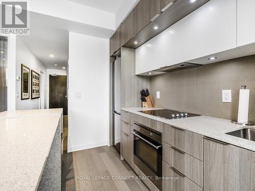 518 - 170 Sumach Street, Toronto, ON - Indoor Photo Showing Kitchen With Upgraded Kitchen