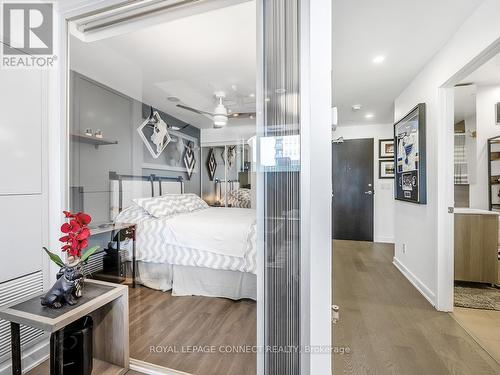 518 - 170 Sumach Street, Toronto, ON - Indoor Photo Showing Bedroom