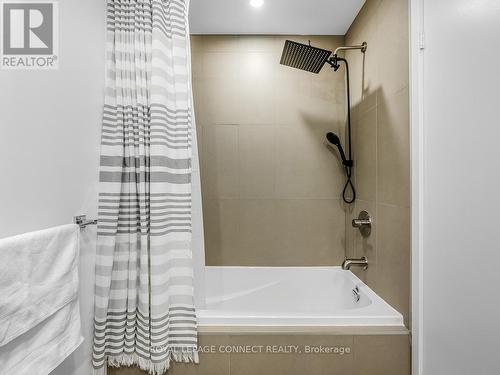 518 - 170 Sumach Street, Toronto, ON - Indoor Photo Showing Bathroom