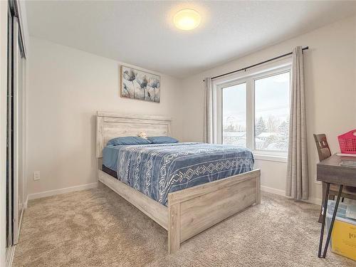 51 Dietrich Bay, Brandon, MB - Indoor Photo Showing Bedroom