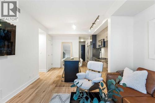 303, 550 Riverfront Avenue Se, Calgary, AB - Indoor