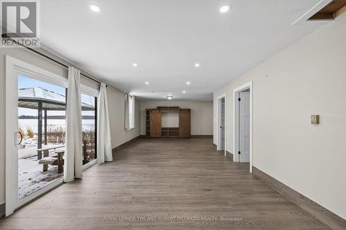 9755 Longwoods Road, Middlesex Centre, ON - Indoor Photo Showing Other Room