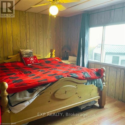 813016 East Back Line E, Grey Highlands, ON - Indoor Photo Showing Bedroom