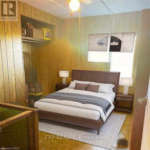 813016 East Back Line E, Grey Highlands, ON - Indoor Photo Showing Bedroom