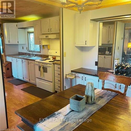 813016 East Back Line E, Grey Highlands, ON - Indoor Photo Showing Kitchen With Double Sink