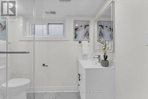 49 Ivordale Crescent, Toronto, ON - Indoor Photo Showing Bathroom