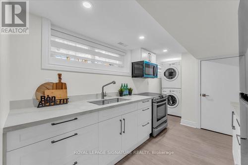 49 Ivordale Crescent, Toronto, ON - Indoor Photo Showing Kitchen