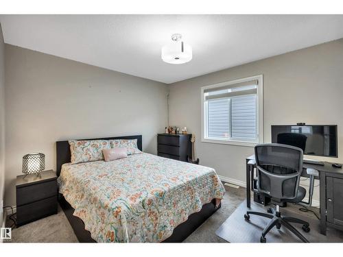 5512 Allbright Sq Sw, Edmonton, AB - Indoor Photo Showing Bedroom