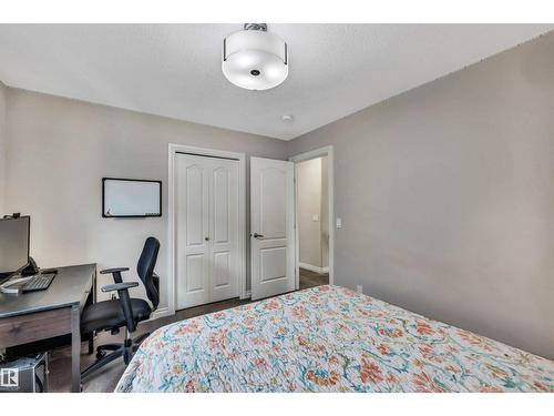 5512 Allbright Sq Sw, Edmonton, AB - Indoor Photo Showing Bedroom