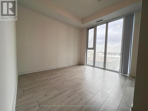 311 - 5858 Yonge Street, Toronto, ON - Indoor Photo Showing Other Room